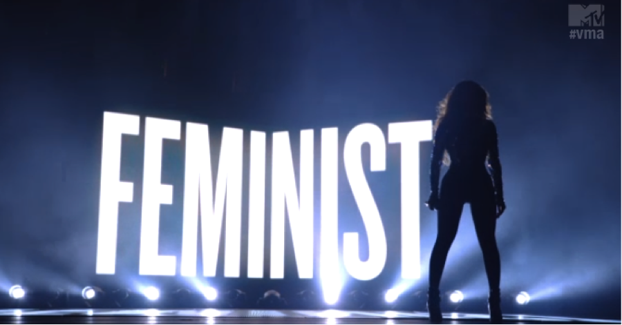 Beyoncé performing at the VMAs